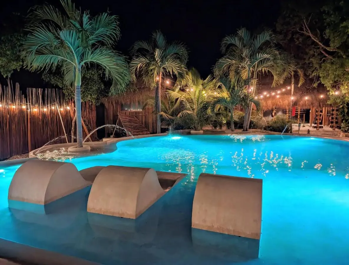 Hotel Stunning 6 Private Villas & Ph Wifi Ac Pool Gym